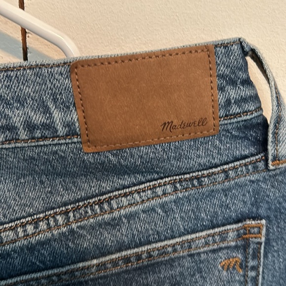 Jean from Madewell - Picture 5 of 6